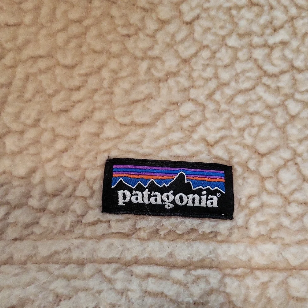 Patagonia Girl's Retro Pile Fleece Jacket in Natural/Navy Size XL/14 - Picture 3 of 10